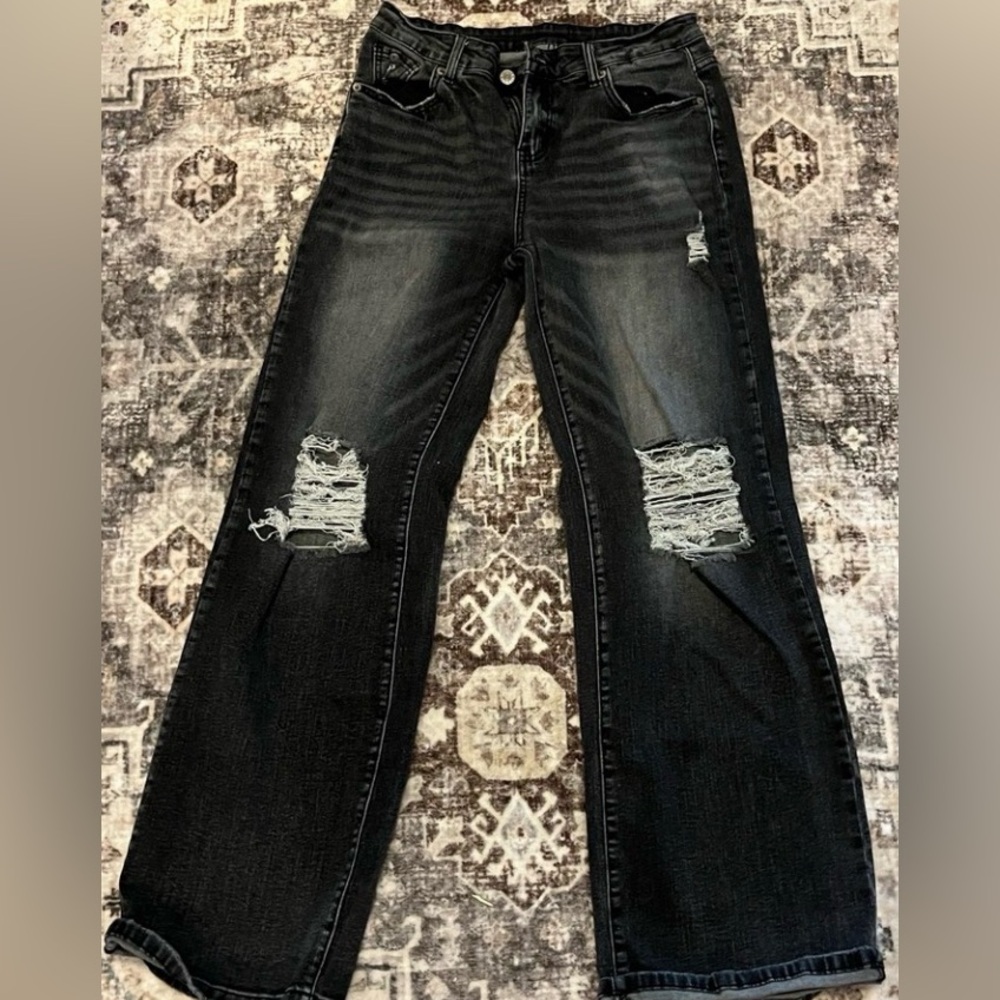 Women's Black Straight Leg Jeans